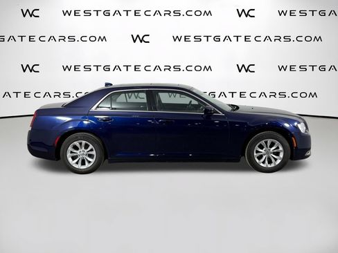 Used 2016 Chrysler 300 Limited RWD image 50