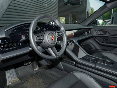 Certified 2026 Porsche Taycan AWD/4WD image 4