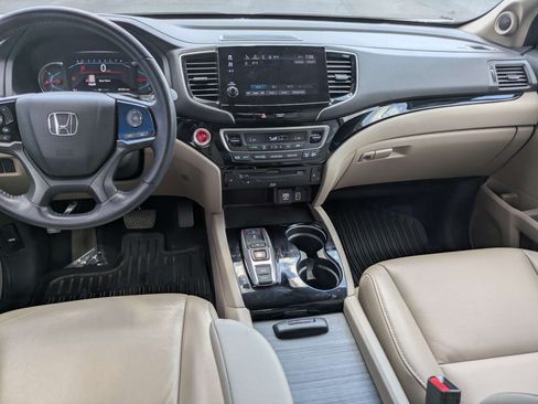 Used 2021 Honda Pilot Touring image 22