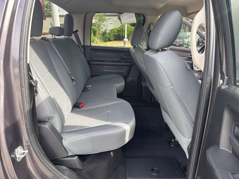 Used 2016 RAM 1500 Express w/ Popular Equipment Group AWD/4WD image 20