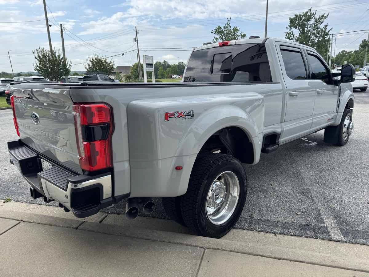 Used 2026 Ford F450 Lariat w/ Lariat Ultimate Package AWD/4WD image 6