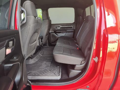 Used 2025 RAM 1500 Big Horn AWD/4WD image 16