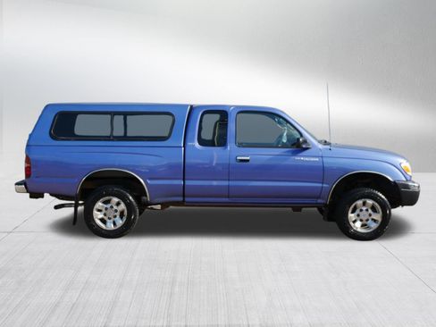 Used 1999 Toyota Tacoma PreRunner RWD image 8