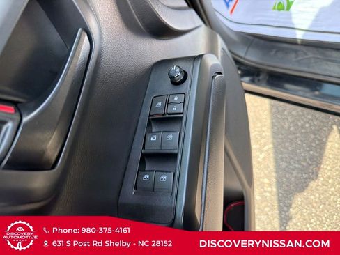 Used 2022 Toyota Tacoma SR image 12