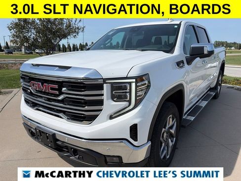 Used 2024 GMC Sierra 1500 SLT w/ SLT Premium Plus Package AWD/4WD image 4