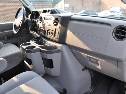 Used 2013 Ford E-250 and Econoline 250 Extended w/ PWR Group image 20