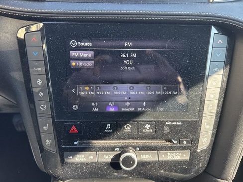 Certified 2022 INFINITI QX50 Essential image 19