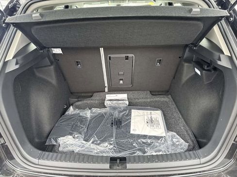 New 2026 Volkswagen Taos S FWD image 5