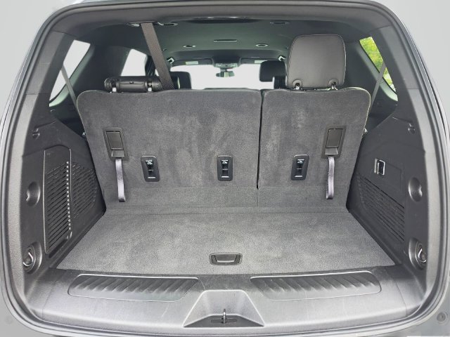 Used 2025 Chevrolet Tahoe LT AWD/4WD image 15