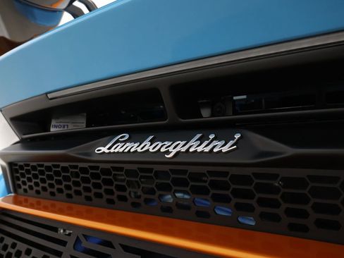 Used 2021 Lamborghini Huracan STO image 62