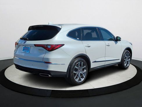 Used 2023 Acura MDX FWD w/ Technology Package image 4