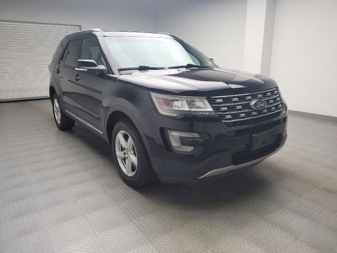 Used 2016 Ford Explorer XLT AWD/4WD image 13