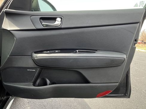 Used 2017 Kia Optima EX image 21
