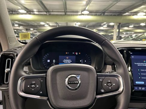 Certified 2026 Volvo XC40 B5 Plus AWD/4WD image 12