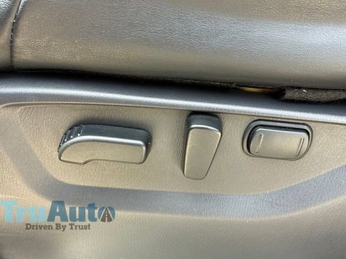 Used 2024 Nissan Armada SV AWD/4WD image 23