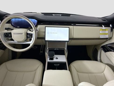 New 2026 Land Rover Range Rover Autobiography AWD/4WD image 13