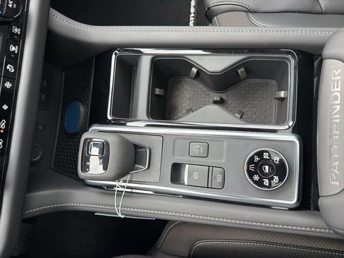 New 2026 Nissan Pathfinder SL AWD/4WD image 22