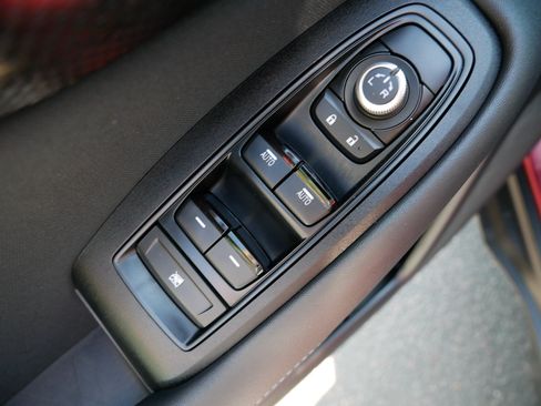 Used 2025 Subaru Outback Premium AWD/4WD image 19