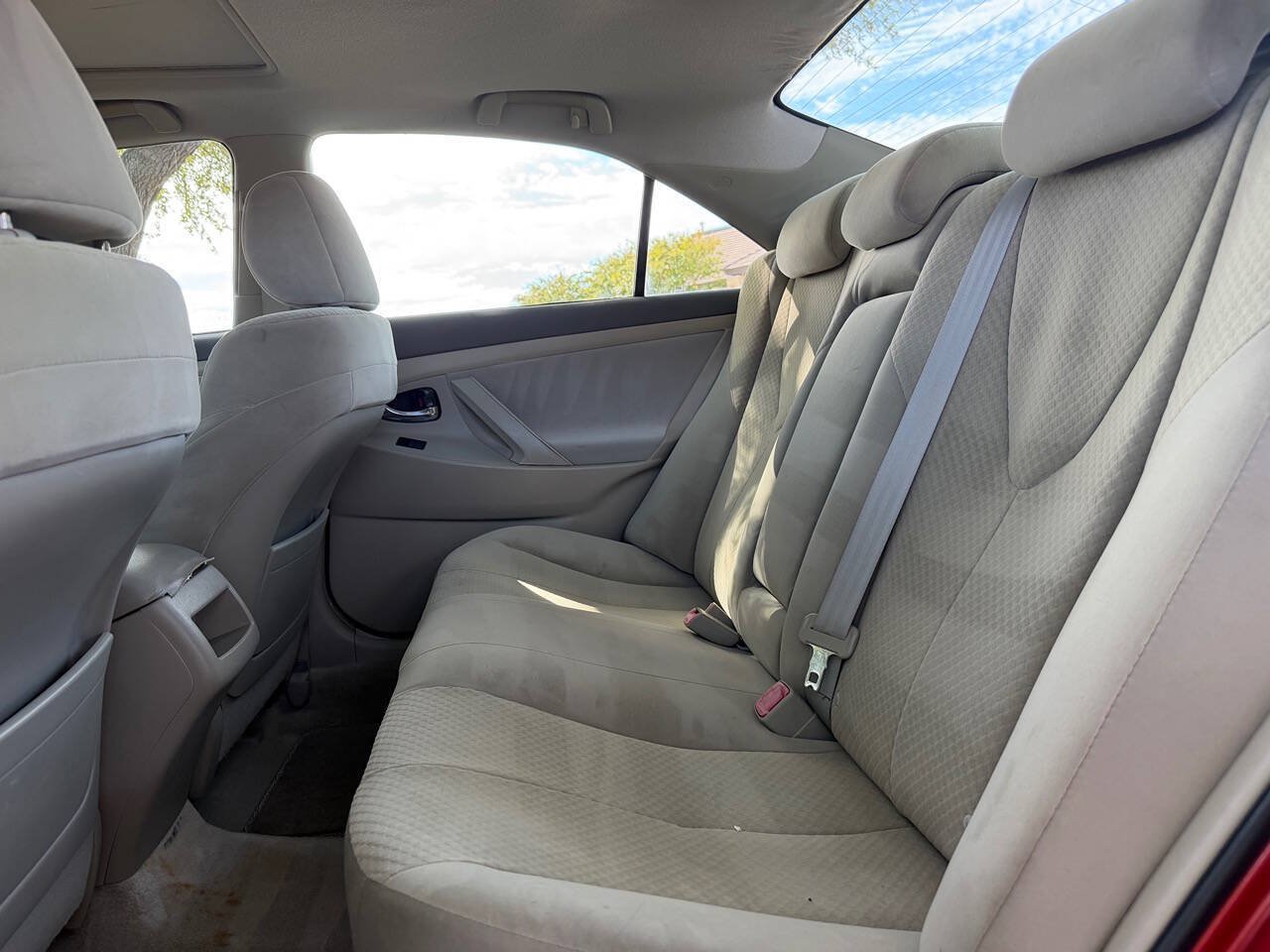 Used 2009 Toyota Camry LE FWD image 18