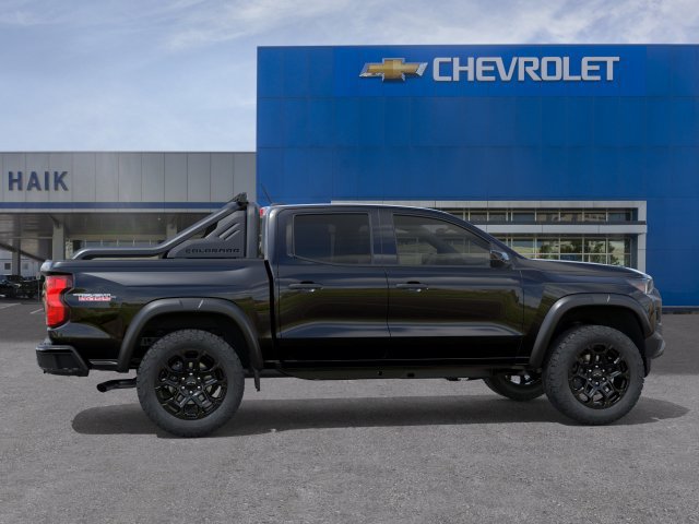 New 2026 Chevrolet Colorado Trail Boss w/ Midnight Edition AWD/4WD image 5