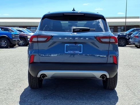 Used 2023 Ford Escape Platinum AWD/4WD image 5