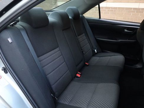 Used 2017 Toyota Camry LE image 22