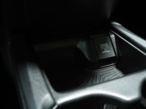 Used 2017 Honda CR-V LX image 18