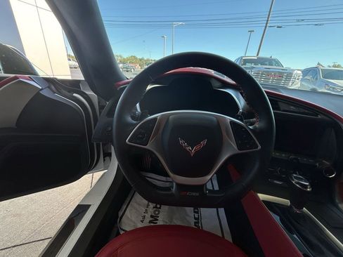 Used 2015 Chevrolet Corvette Z06 w/ 3LZ Preferred Equipment Group image 20
