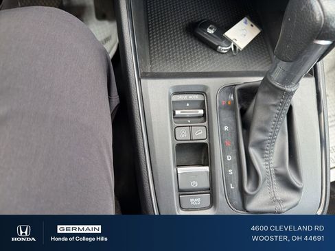 Used 2024 Honda CR-V LX image 24