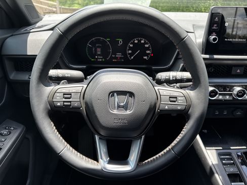 Used 2026 Honda CR-V Sport image 8