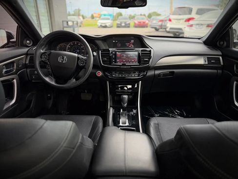 Used 2017 Honda Accord EX-L image 9