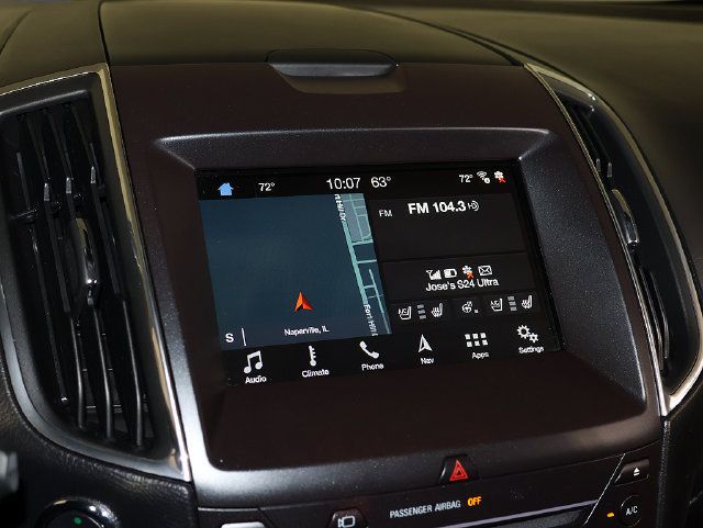 Used 2018 Ford Edge Titanium w/ Equipment Group 302A AWD/4WD image 17