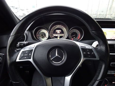 Used 2013 Mercedes-Benz C 300 Sport image 18