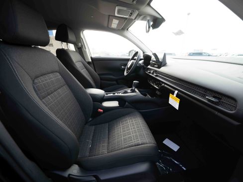 New 2026 Honda HR-V LX image 27