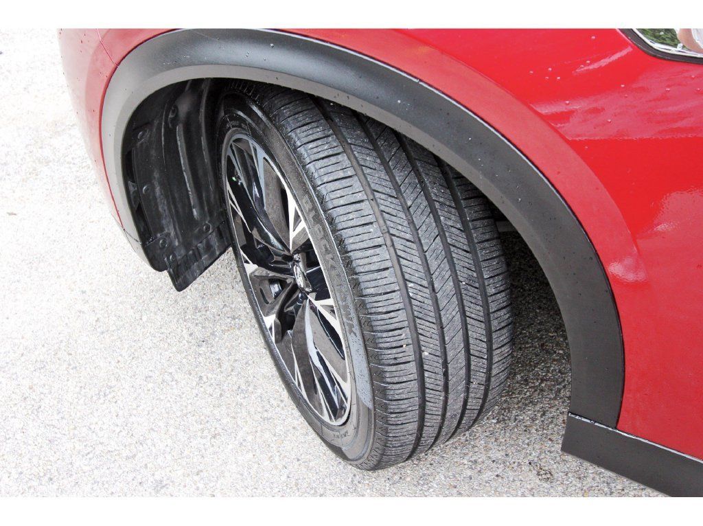 Certified 2024 MAZDA CX-90 Plug-In Hybrid w/ Premium Pkg AWD/4WD image 32