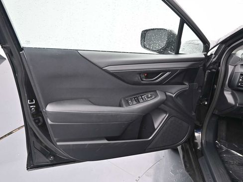 Used 2024 Subaru Outback AWD/4WD image 10