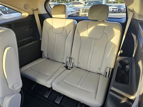 New 2026 Kia Sorento SX image 25