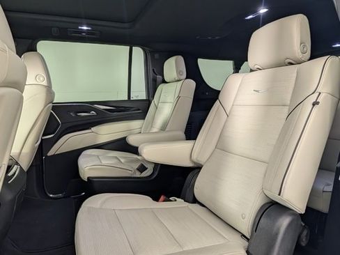 Certified 2023 Cadillac Escalade ESV Sport w/ LPO, ONYX Package image 7