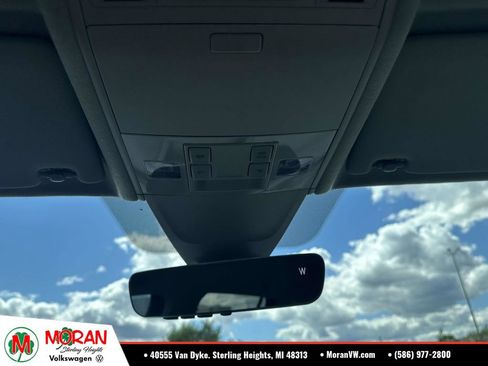 Used 2023 Volkswagen Tiguan SE FWD image 31