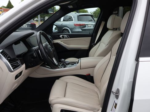 Used 2023 BMW X5 xDrive40i w/ Executive Package AWD/4WD image 10