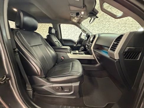 Used 2019 Ford F150 Lariat AWD/4WD image 8