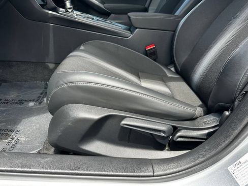 Used 2025 Honda Civic Sport image 22