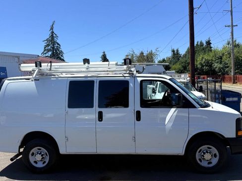 Used 2013 Chevrolet Express 2500 RWD image 1