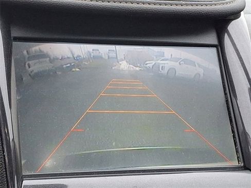 Used 2014 Chevrolet Impala LT w/ Convenience Package image 18