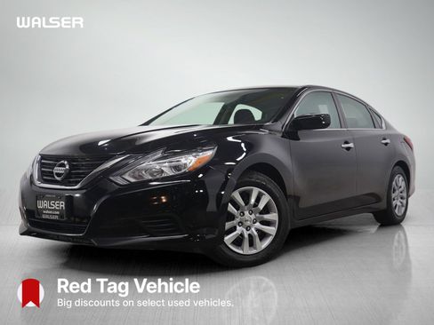 Used 2017 Nissan Altima 2.5 S w/ Power Driver Seat Package FWD image 1