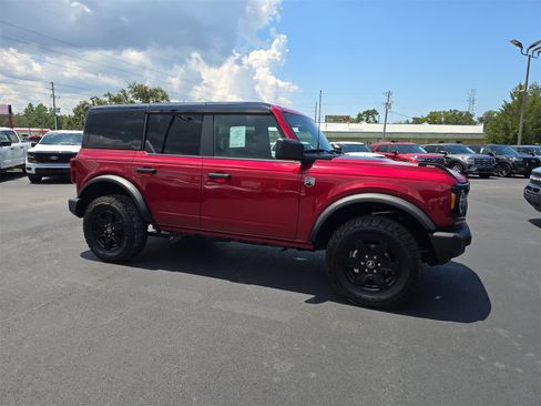 New 2025 Ford Bronco Big Bend image 2
