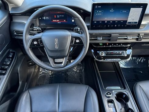 Used 2025 Lincoln Corsair FWD w/ Equipment Group 101A image 14