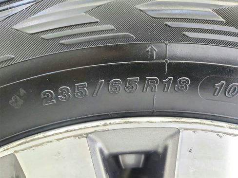 Used 2020 Nissan Pathfinder SL image 44