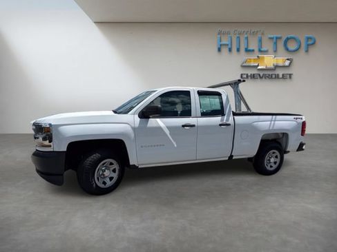 Used 2017 Chevrolet Silverado 1500 W/T w/ Trailering Package AWD/4WD image 11