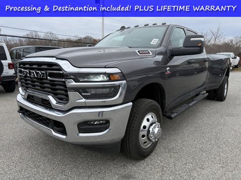New 2026 RAM 3500 Tradesman AWD/4WD image 7